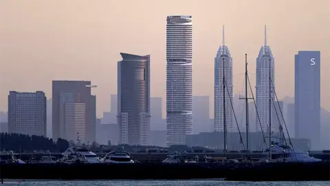 Iconic Residences, Dubai Internet City, Dubai