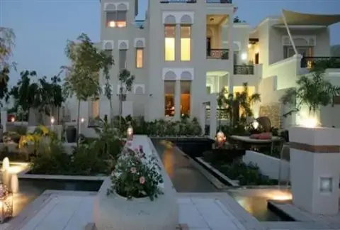 Royal Manor, Masdar City, Dubai